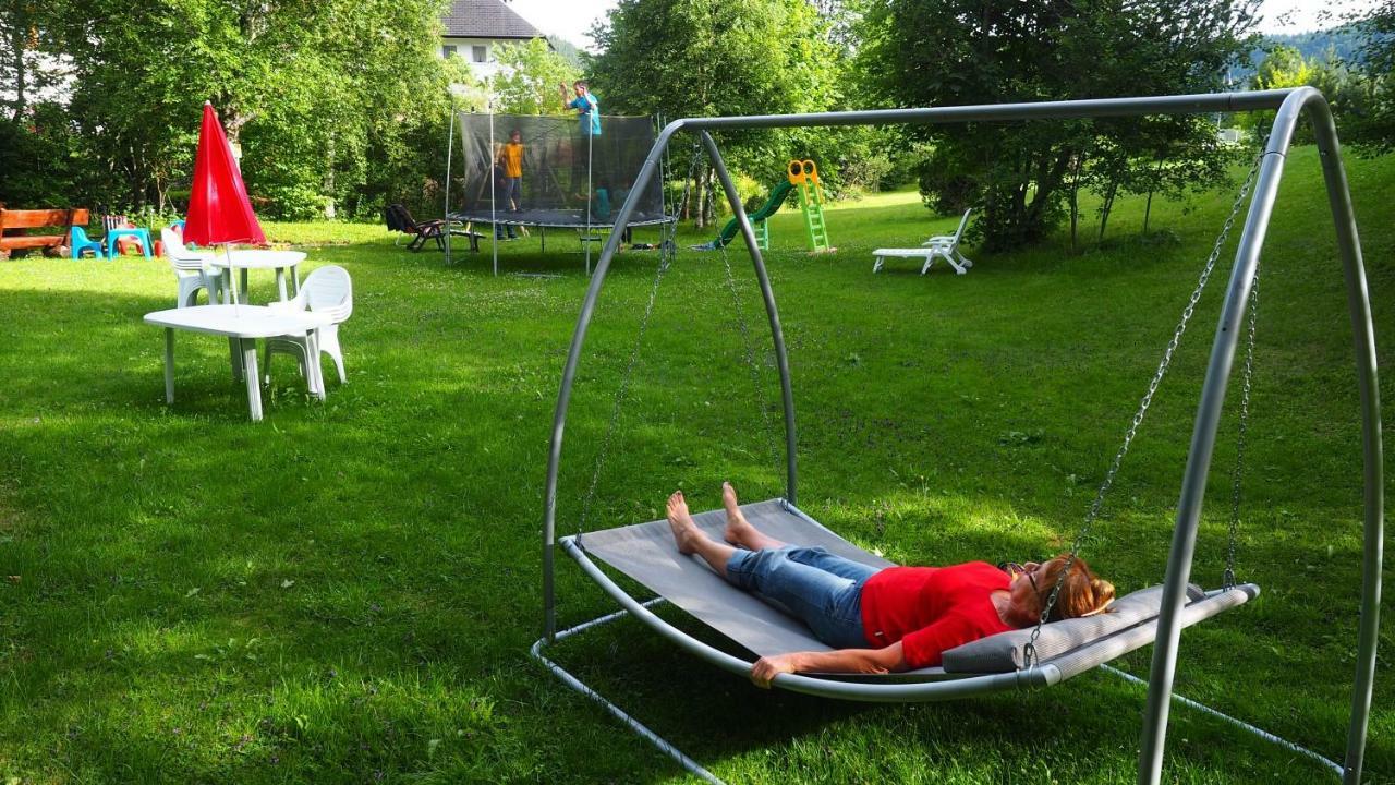 C4 Albmatte-Fewo Sauna, Hallenbad Aussenbecken Massagen Nebenan Menzenschwand-Hinterdorf Exteriör bild